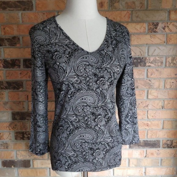 Chico's Tops - Chico's 0 Paisley Floral B&W Long Sleeve Top S / 4 SBUX